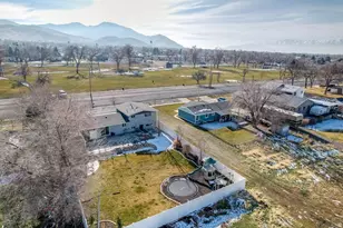 465 E 400 N, Tooele, UT 84074 - Photo 45