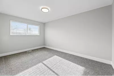 465 E 400 N, Tooele, UT 84074 - Photo 21