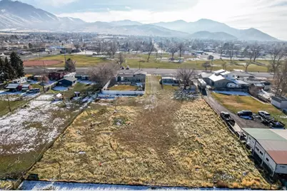 453 E 400 N, Tooele, UT 84074 - Photo 25