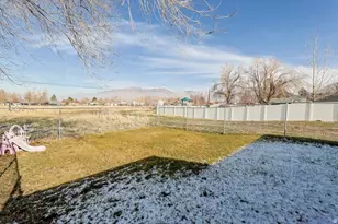 453 E 400 N, Tooele, UT 84074 - Photo 21