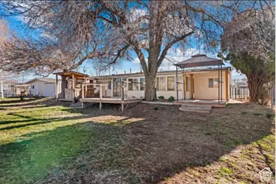 1747 N 400 W, Sunset, UT 84015 - Photo 9