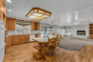 1740 W 200 N, Kaysville, UT 84037 - Photo 7