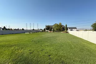 622 S Wellington Dr W, Kaysville, UT 84037 - Photo 57