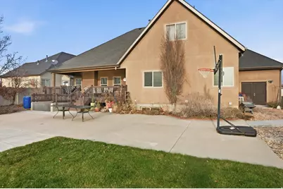 622 S Wellington Dr W, Kaysville, UT 84037 - Photo 53