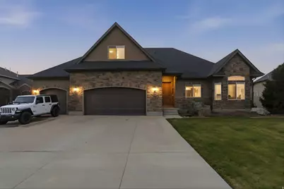 622 S Wellington Dr W, Kaysville, UT 84037 - Photo 3