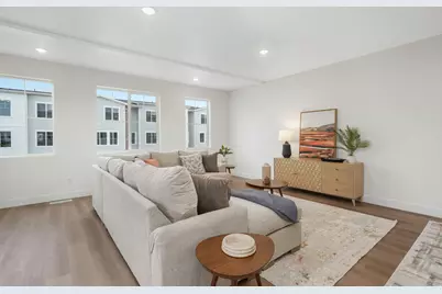 5245 N Evergreen Way, Eagle Mountain, UT 84005 - Photo 9