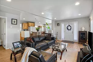 4717 S Aspen Ln, Taylorsville, UT 84123 - Photo 5