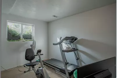 1579 E 8730 S, Sandy, UT 84093 - Photo 21