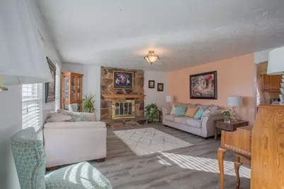 1579 E 8730 S, Sandy, UT 84093 - Photo 5