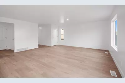 1627 S White Sage Dr #332, Santaquin, UT 84655 - Photo 7