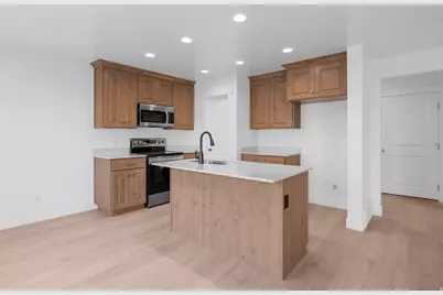 1627 S White Sage Dr #332, Santaquin, UT 84655 - Photo 3