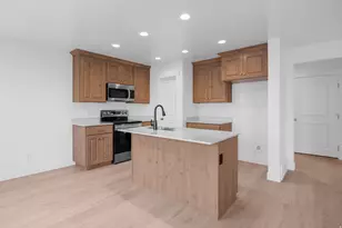 1627 S White Sage Dr, Santaquin, UT 84655 - Photo 3