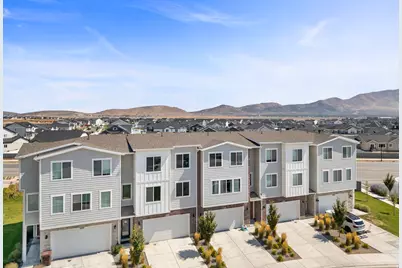 5290 N Folkstone Dr N, Eagle Mountain, UT 84005 - Photo 3