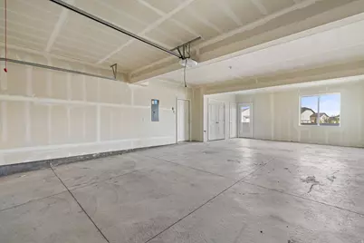 5290 N Folkstone Dr N, Eagle Mountain, UT 84005 - Photo 29