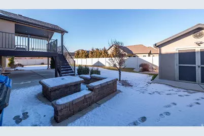 2624 W 2225 N, Farr West, UT 84404 - Photo 37
