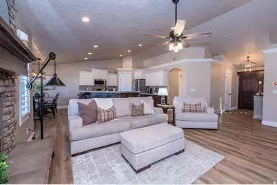 2624 W 2225 N, Farr West, UT 84404 - Photo 5