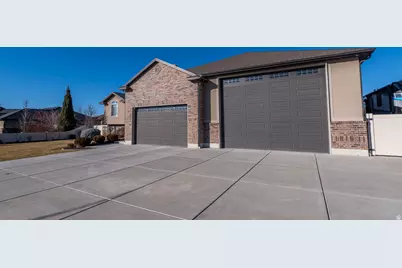2624 W 2225 N, Farr West, UT 84404 - Photo 45
