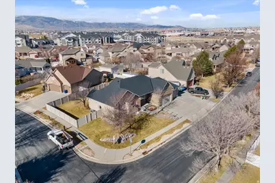 8092 S Box Canyon Rd W, West Jordan, UT 84081 - Photo 25