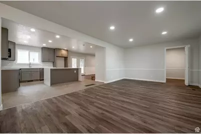 8483 S Terrace Dr E, Sandy, UT 84093 - Photo 15