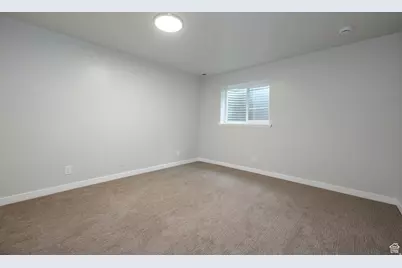 8483 S Terrace Dr E, Sandy, UT 84093 - Photo 9