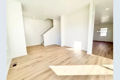 1717 N 1625 W, Layton, UT 84041 - Photo 11