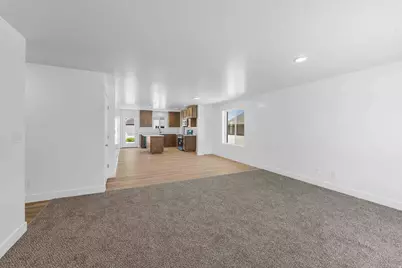 1975 W Foxwood Rd #SH386, Santaquin, UT 84655 - Photo 3