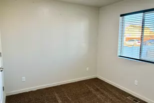 102 E 1800 S, Roosevelt, UT 84066 - Photo 21