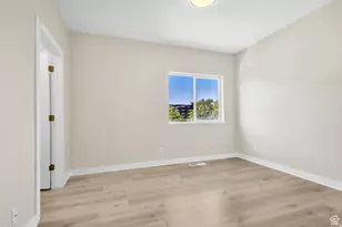 185 West 700 S, Salt Lake City, UT 84101 - Photo 13