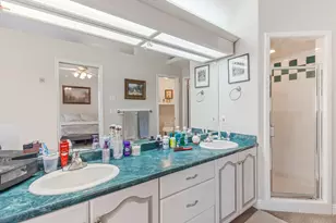 1676 E Mueller Pk Rd, Bountiful, UT 84010 - Photo 25