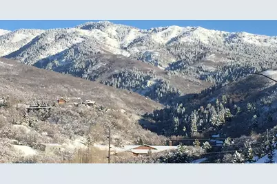 1676 E Mueller Park Rd, Bountiful, UT 84010 - Photo 45