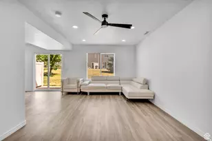 652 W 800 N, Clinton, UT 84015 - Photo 3