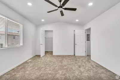 652 W 800 N #62, Clinton, UT 84015 - Photo 11