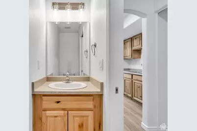 652 W 800 N #62, Clinton, UT 84015 - Photo 9