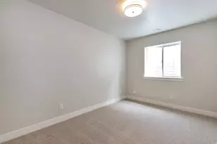 551 W Summerhill Ln, Centerville, UT 84014 - Photo 43