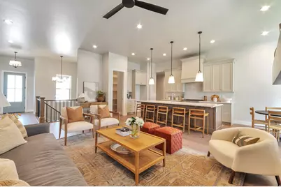 551 W Summerhill Ln, Centerville, UT 84014 - Photo 17