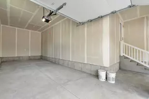 551 W Summerhill Ln, Centerville, UT 84014 - Photo 51