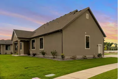 551 W Summerhill Ln, Centerville, UT 84014 - Photo 9