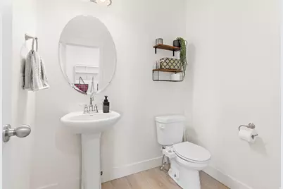 7077 N Spring Hill Ln, Eagle Mountain, UT 84005 - Photo 9