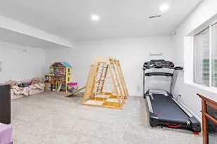 7077 N Spg Hl Ln, Eagle Mountain, UT 84005 - Photo 19