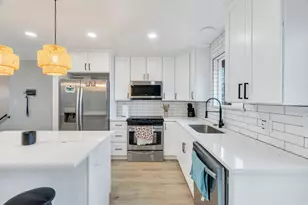 3898 W Bentoak Dr, West Valley, UT 84120 - Photo 9