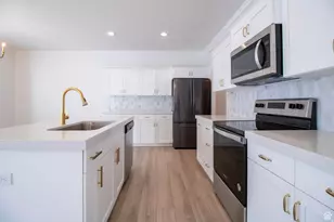 422 E 360 N, Vineyard, UT 84059 - Photo 5