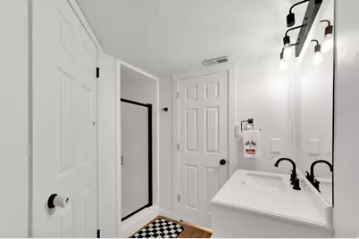 11062 S Sandy Dunes Dr E, Sandy, UT 84094 - Photo 17