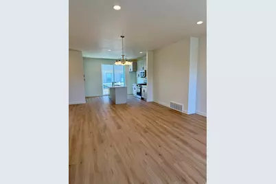 1688 N 1600 W, Layton, UT 84041 - Photo 15