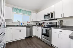 618 S 100 W, Springville, UT 84663 - Photo 5