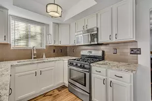 49 Kensington Pl, North Logan, UT 84341 - Photo 5