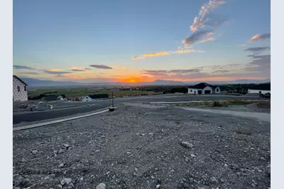 738 S 1150 E #9, Smithfield, UT 84335 - Photo 9