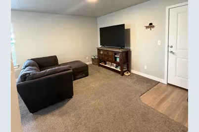 572 S 100 W #E 210, Springville, UT 84663 - Photo 5