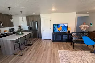 3047 S Old Emigrant Rd, Syracuse, UT 84075 - Photo 9