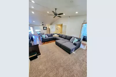 172 W Aruba Dr, Saratoga Springs, UT 84045 - Photo 3