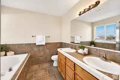3536 N 3000 W, Farr West, UT 84404 - Photo 15